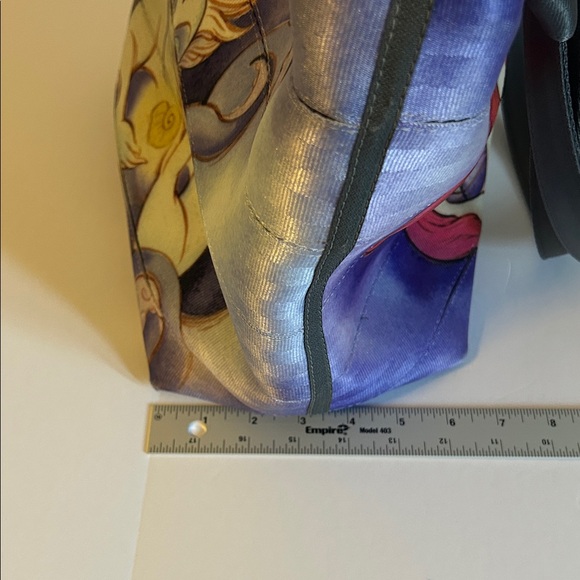 Harveys Seatbelt bag Little Mermaid Good v. Evil series larger size tote - Picture 8 of 16